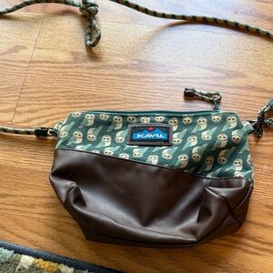 Kavu Green Owl Pattern Crossbody with Brown Base